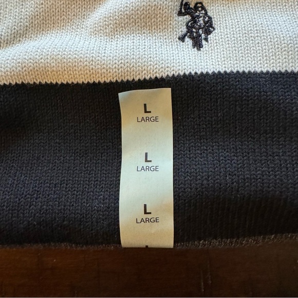 US POLO ASSN.‎ Qtr Zip Sweater - Picture 3 of 8